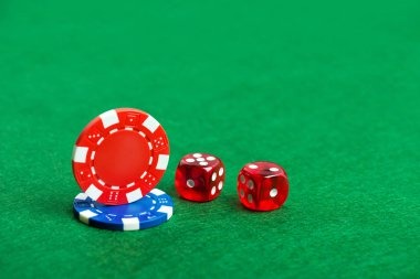 auroratoto1 app showing live casino tables and slot game selection